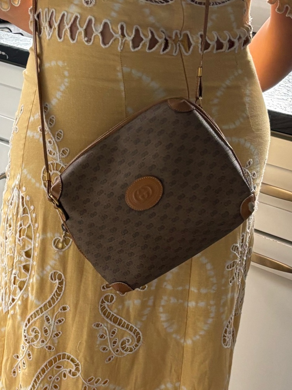 Vintage Gucci GG Supreme Canvas Crossbody Bag Brown Tan Monogram Mini Bag - Picture 2 of 11